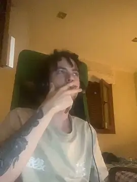 Snapshot of AngelJoven chatting on 09-17-25, 10:22 AngelJoven online show from 09-17-25, 10:22