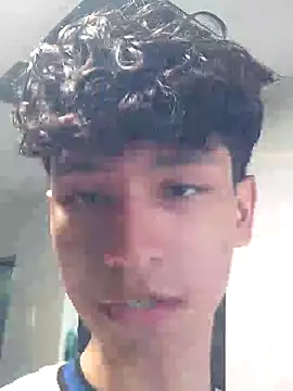 Snapshot of Jean200600 chatting on 09-12-25, 08:20 Jean200600 online show from 09-12-25, 08:20