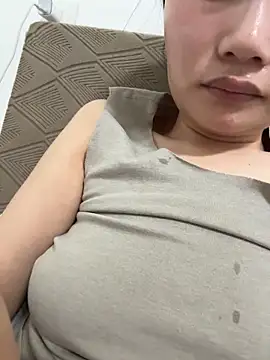 uulove521 online show from 10-29-25, 01:13