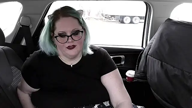 Kinky Witch online show from 01-14-26, 04:45