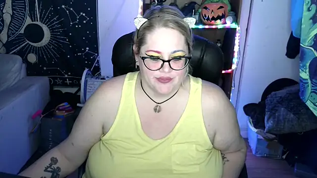 Snapshot of Kinky_Witch chatting on 06-04-26, 05:19 Kinky Witch online show from 06-04-26, 05:19