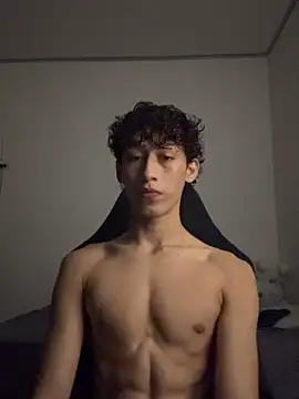 velvet skyn online show from 09-30-25, 04:06