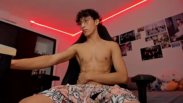 velvet skyn online show from 10-21-25, 06:36