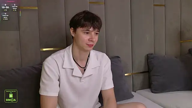 Snapshot of AnthonyHall chatting on 10-25-25, 11:07 AnthonyHall online show from 10-25-25, 11:07