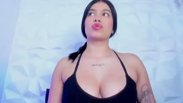 zarahcoxx online show from 09-30-25, 04:17