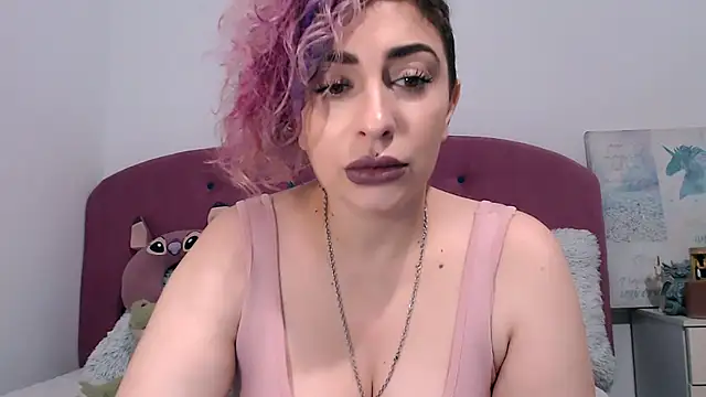 Snapshot of AAARUNY chatting on 11-22-25, 12:37 AAARUNY online show from 11-22-25, 12:37