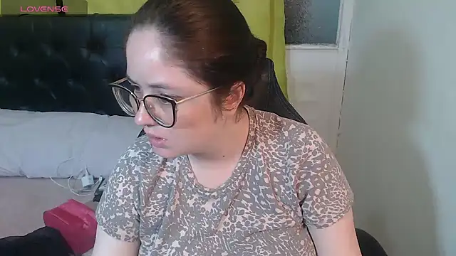 KrystalAdams online show from 04-11-26, 01:48