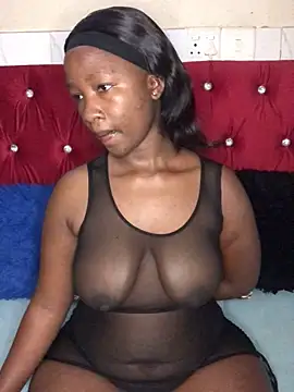 MissREAHx online show from 10-11-25, 05:44