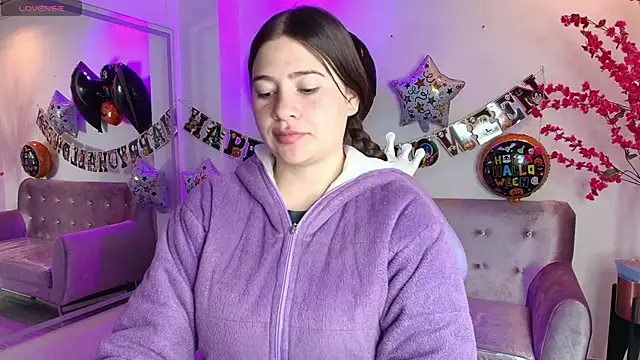 Snapshot of Antonella_wild chatting on 10-26-25, 03:45 Antonella wild online show from 10-26-25, 03:45