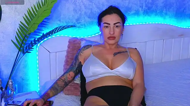 Aelorya online show from 09-26-25, 05:28