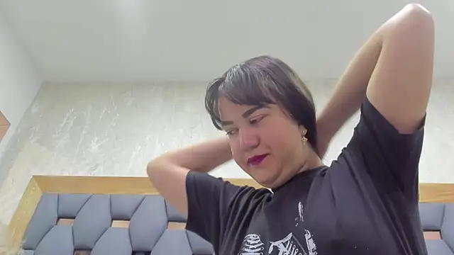 juliette pretty  online show from 12-02-25, 07:20