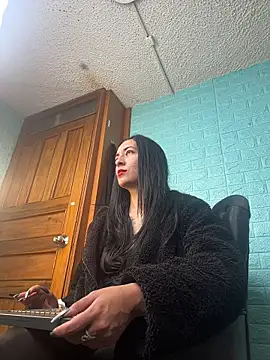 SALOME KORLAND online show from 09-24-25, 12:30