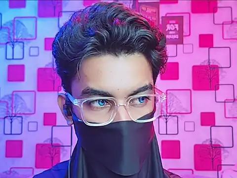 ChiseledCharm online show from 10-09-25, 07:12