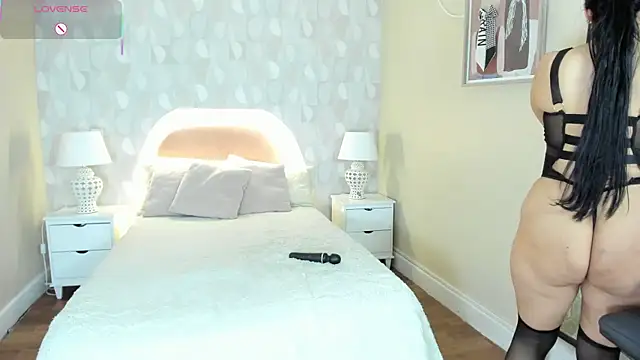 isabella milf  online show from 12-05-25, 07:10