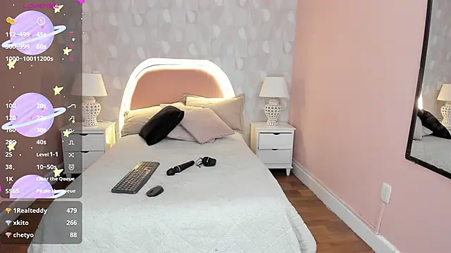 isabella milf  online show from 06-12-26, 07:13