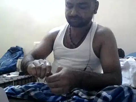 Snapshot of sree4143 chatting on 09-10-25, 05:46 sree4143 online show from 09-10-25, 05:46