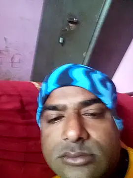 Snapshot of sree4143 chatting on 11-06-25, 12:39 sree4143 online show from 11-06-25, 12:39