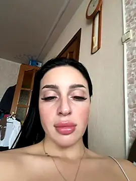 Snapshot of Soft_Pleasure chatting on 11-15-25, 10:56 Soft Pleasure online show from 11-15-25, 10:56