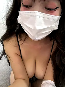 Snapshot of cute-yay chatting on 11-28-25, 03:42 cute-yay online show from 11-28-25, 03:42