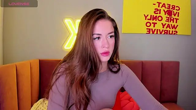 StacyWells online show from 09-14-25, 02:33