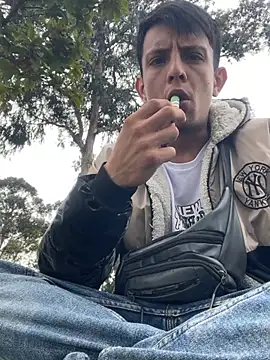 andrewcoopper1 online show from 02-03-26, 03:39