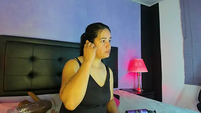 GreciaFox1 online show from 04-06-26, 12:39