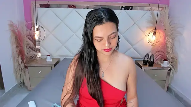 Lucianaa Collins online show from 10-03-25, 12:13