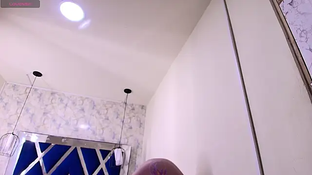 Luciifeer  online show from 12-05-25, 06:37