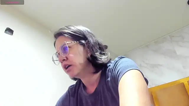 Luciifeer  online show from 01-18-26, 02:54