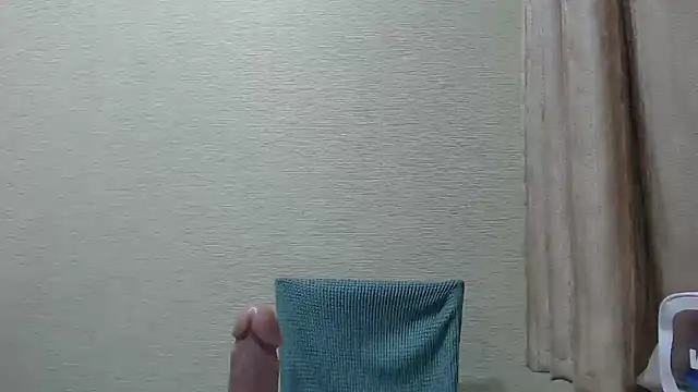 EleanoraDream online show from 05-27-26, 07:33