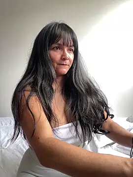 Nova Gabriela online show from 05-15-26, 03:52