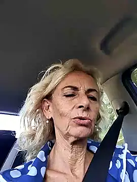 clarabell4 online show from 09-27-25, 07:24