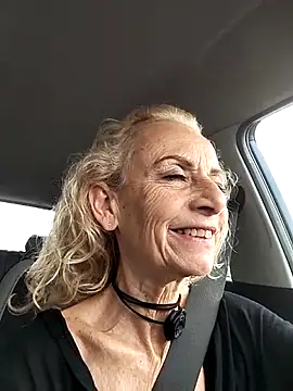 Snapshot of clarabell4 chatting on 05-05-26, 06:54 clarabell4 online show from 05-05-26, 06:54