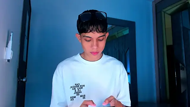 Sebax Young online show from 02-14-26, 08:16