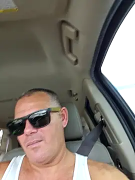 cubanitofeliz40 online show from 10-06-25, 06:27