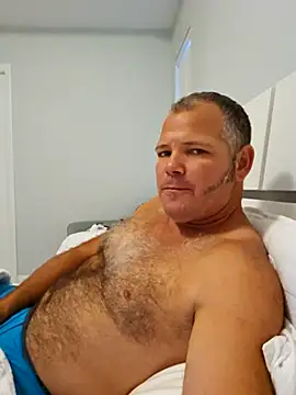 cubanitofeliz40 online show from 10-22-25, 11:32