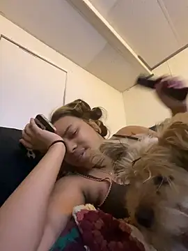 nuttybutter999999 online show from 04-01-26, 08:48