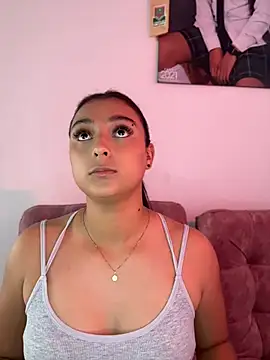 nicolexxaleja online show from 04-27-26, 07:01