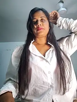 cute radhikaa online show from 03-30-26, 10:00