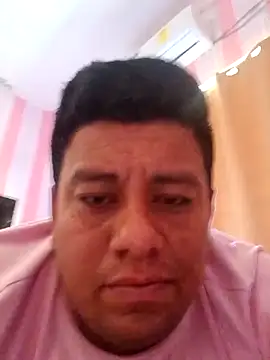 Snapshot of JesVel chatting on 10-27-25, 06:56 JesVel online show from 10-27-25, 06:56