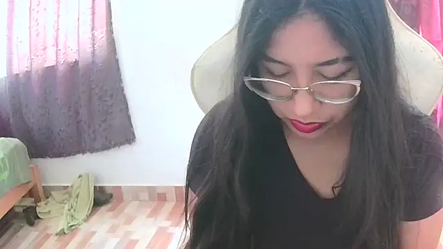 honeysweet111 online show from 10-03-25, 06:05