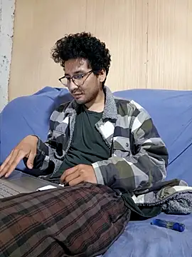 LecheDeSoya666 online show from 11-25-25, 05:29