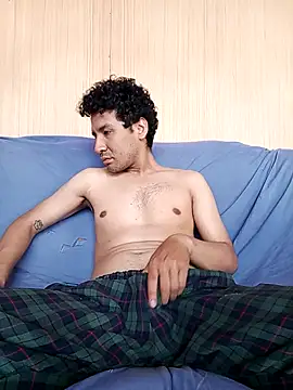 LecheDeSoya666 online show from 11-30-25, 05:17