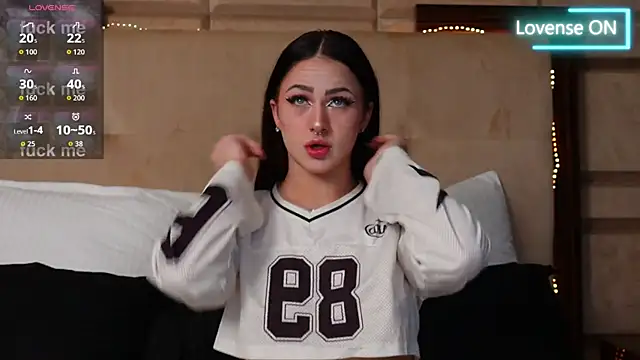 LucyLextonX online show from 01-17-26, 09:07