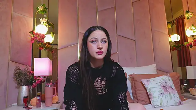 LucyLextonX online show from 03-14-26, 04:23