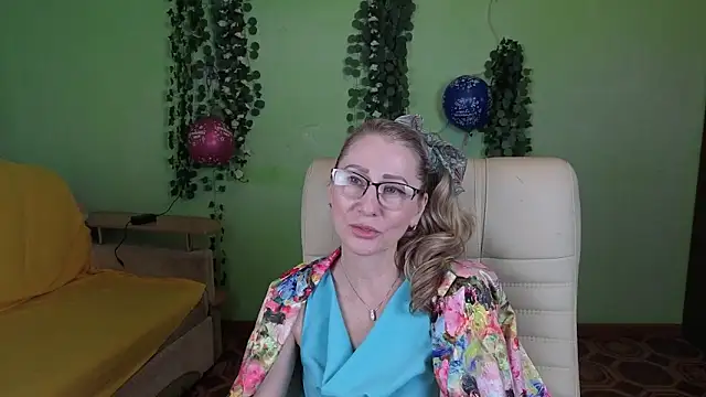 Snapshot of Habibi_Honeyy chatting on 09-26-25, 05:00 Habibi Honeyy online show from 09-26-25, 05:00