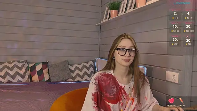 Vikki wyye online show from 10-14-25, 06:47