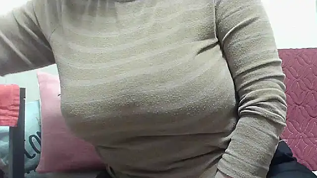 sexy tettona online show from 03-18-26, 11:46