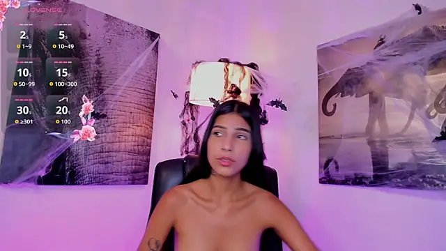 Snapshot of chelssy7 chatting on 10-29-25, 03:42 chelssy7 online show from 10-29-25, 03:42