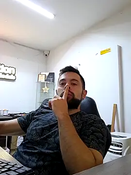 Snapshot of Nacho_Masters chatting on 09-12-25, 03:01 Nacho Masters online show from 09-12-25, 03:01